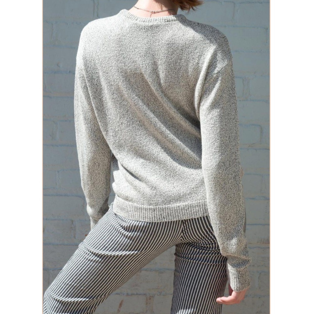 NWOT Brandy Melville Bernadette Grey Soft Sweater - Picture 3 of 6